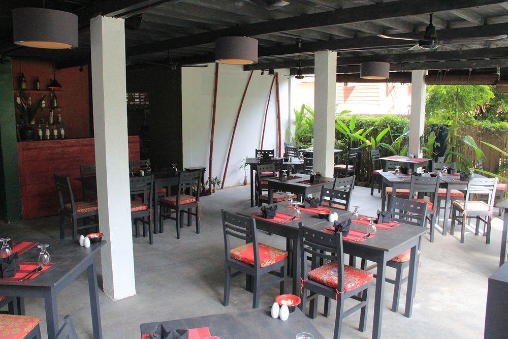 Ashia Hotel & Lounge Siem Reap Buitenkant foto