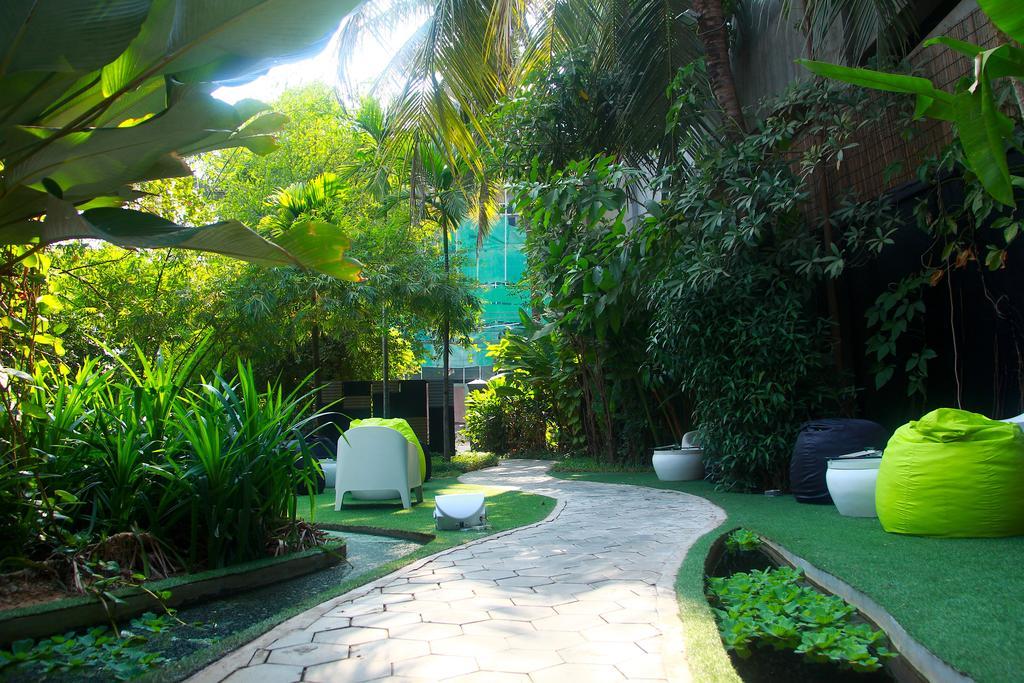 Ashia Hotel & Lounge Siem Reap Buitenkant foto