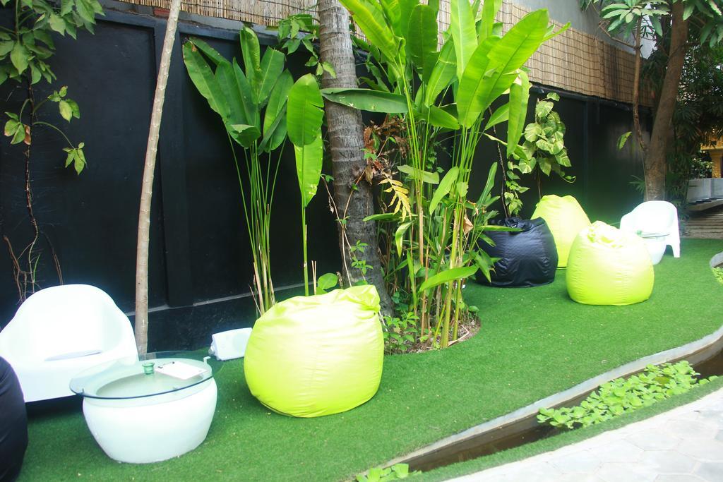 Ashia Hotel & Lounge Siem Reap Buitenkant foto