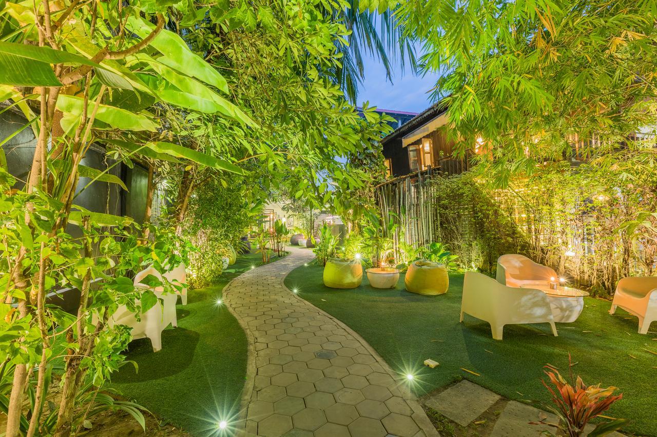 Ashia Hotel & Lounge Siem Reap Buitenkant foto