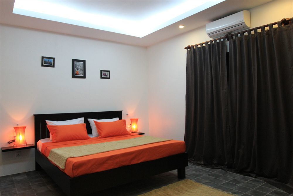 Ashia Hotel & Lounge Siem Reap Buitenkant foto