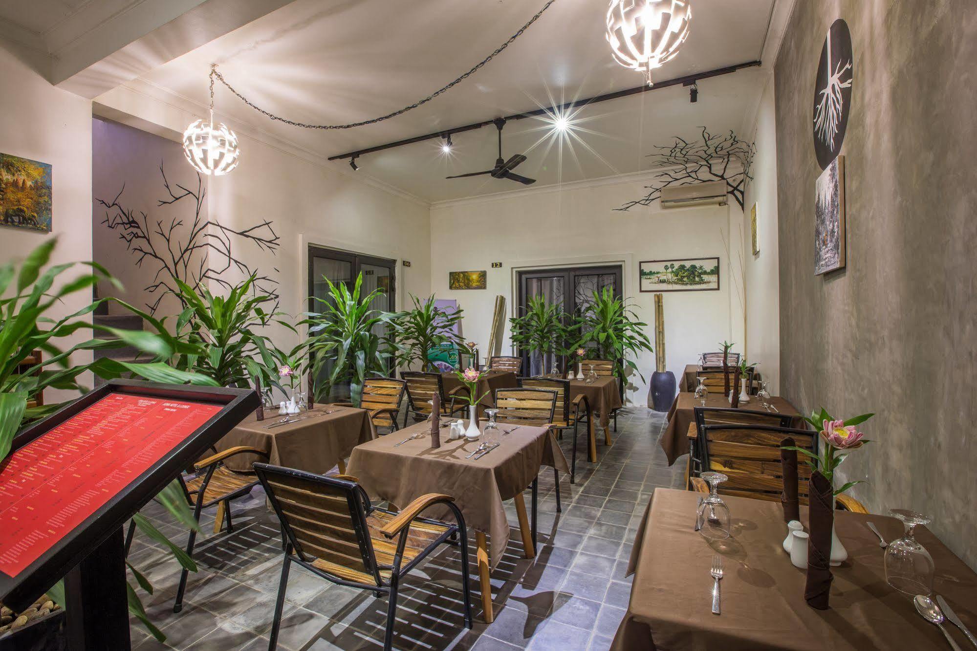 Ashia Hotel & Lounge Siem Reap Buitenkant foto